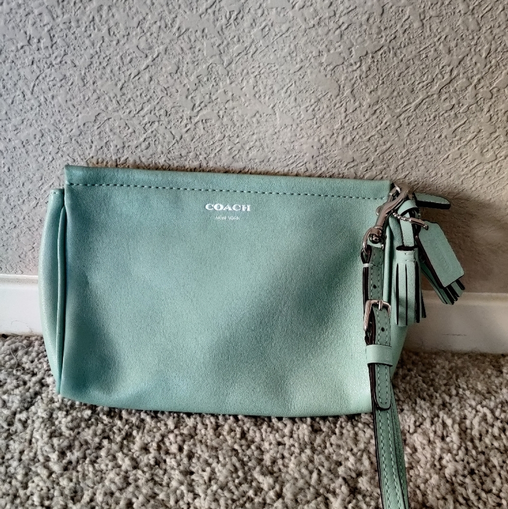 Coach Legacy Mint Vachetta Leather Wristlet Clutch